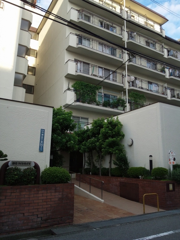 伊丹ダイヤハイツ