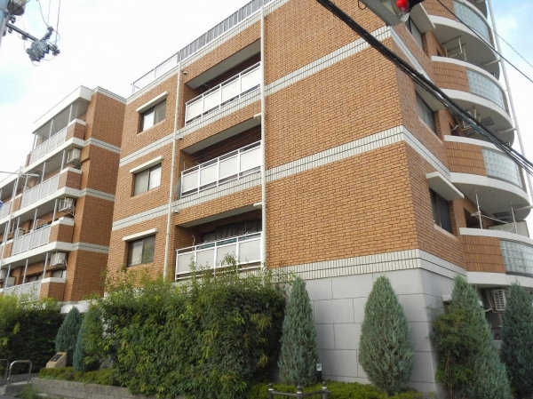 イニシオ伊丹WEST