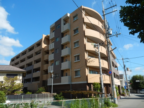 グランアッシュ伊丹北本町