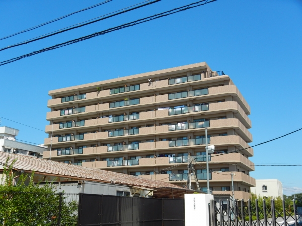 グランドール伊丹緑ケ丘公園