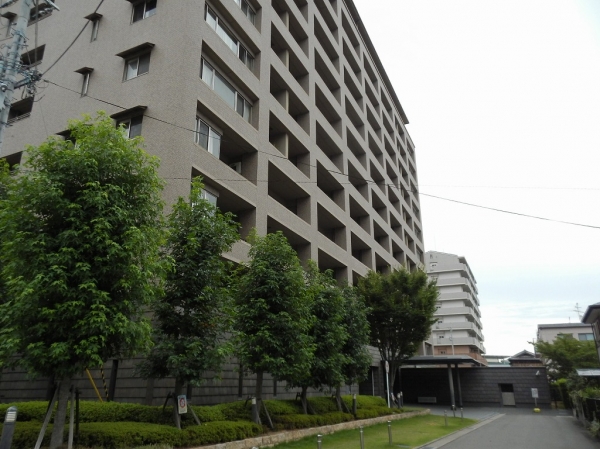 フジヤマフラッツ