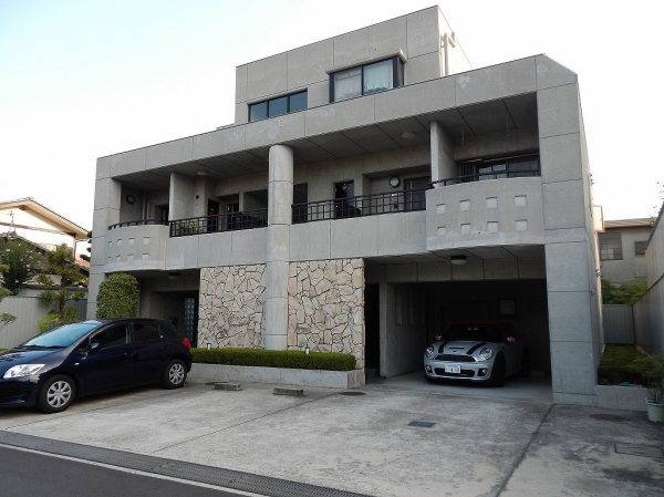 ヘレンハイム新伊丹