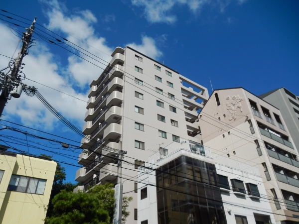 リブコート伊丹駅前