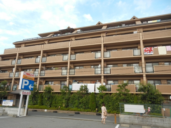 ルネ伊丹サニーコート