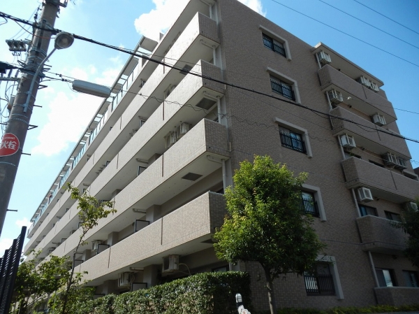 ロイヤルシャトー伊丹